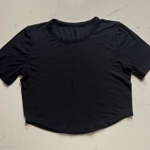 Lululemon cropped tshirt (very soft)